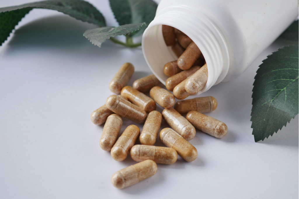 Preparation of Chinese herbal medicine including capsules and granulated formulas